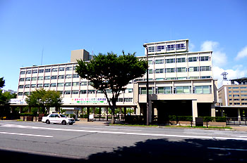 青森県庁舎