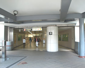 地下鉄御堂筋線新大阪駅北口／4番出入口