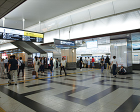 JR大阪駅1階／中央きっぷ売り場・中央コンコース