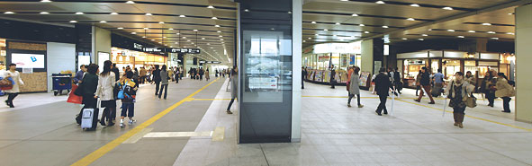 新大阪駅中央コンコース