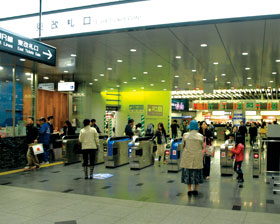 新大阪駅／在来線東出入口